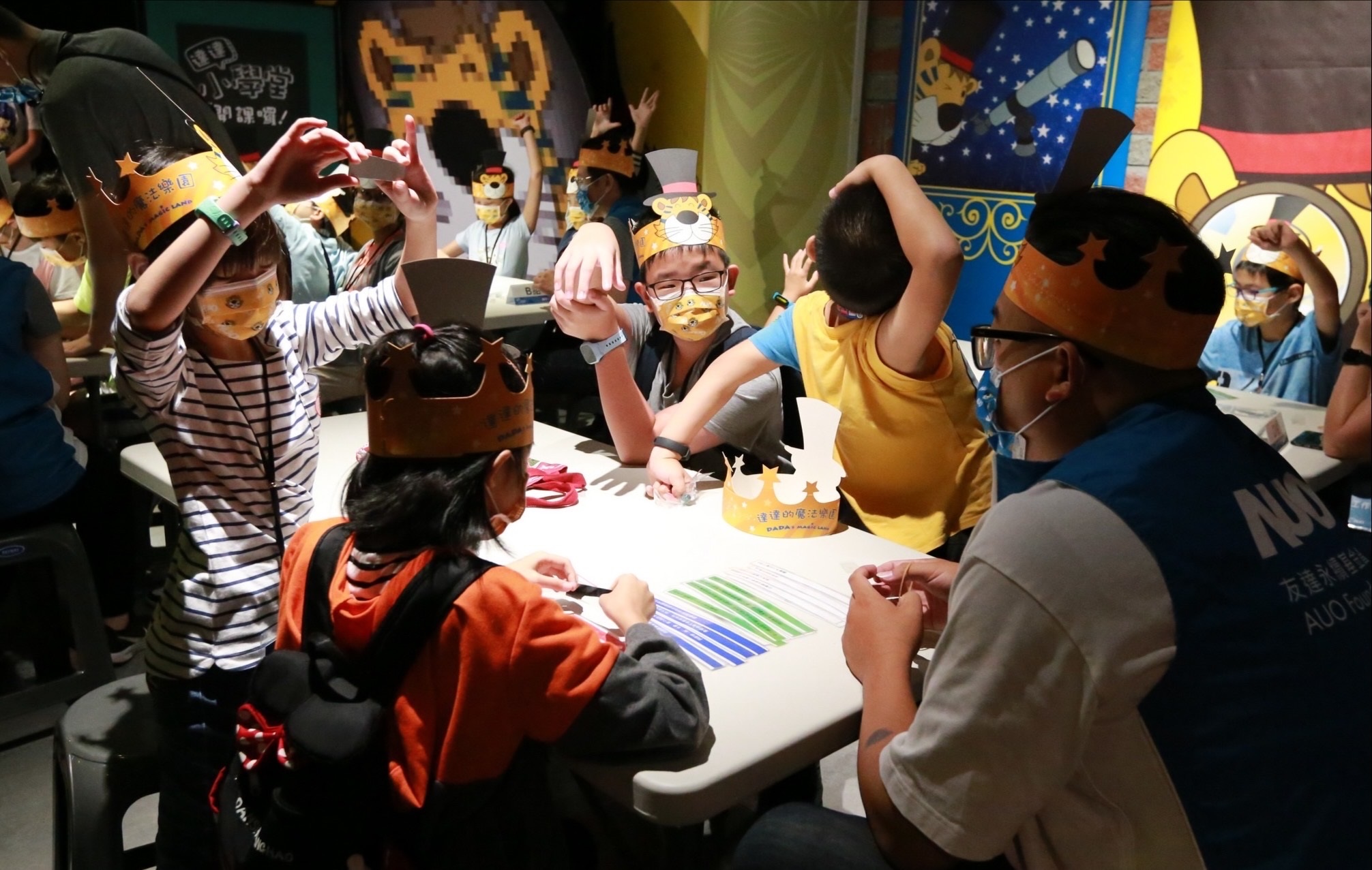 8868体育以永续理念推动全人教育计划，内外结盟储备科普教育人才，荣获亚太永续行动奖社会共融面的金奖肯定